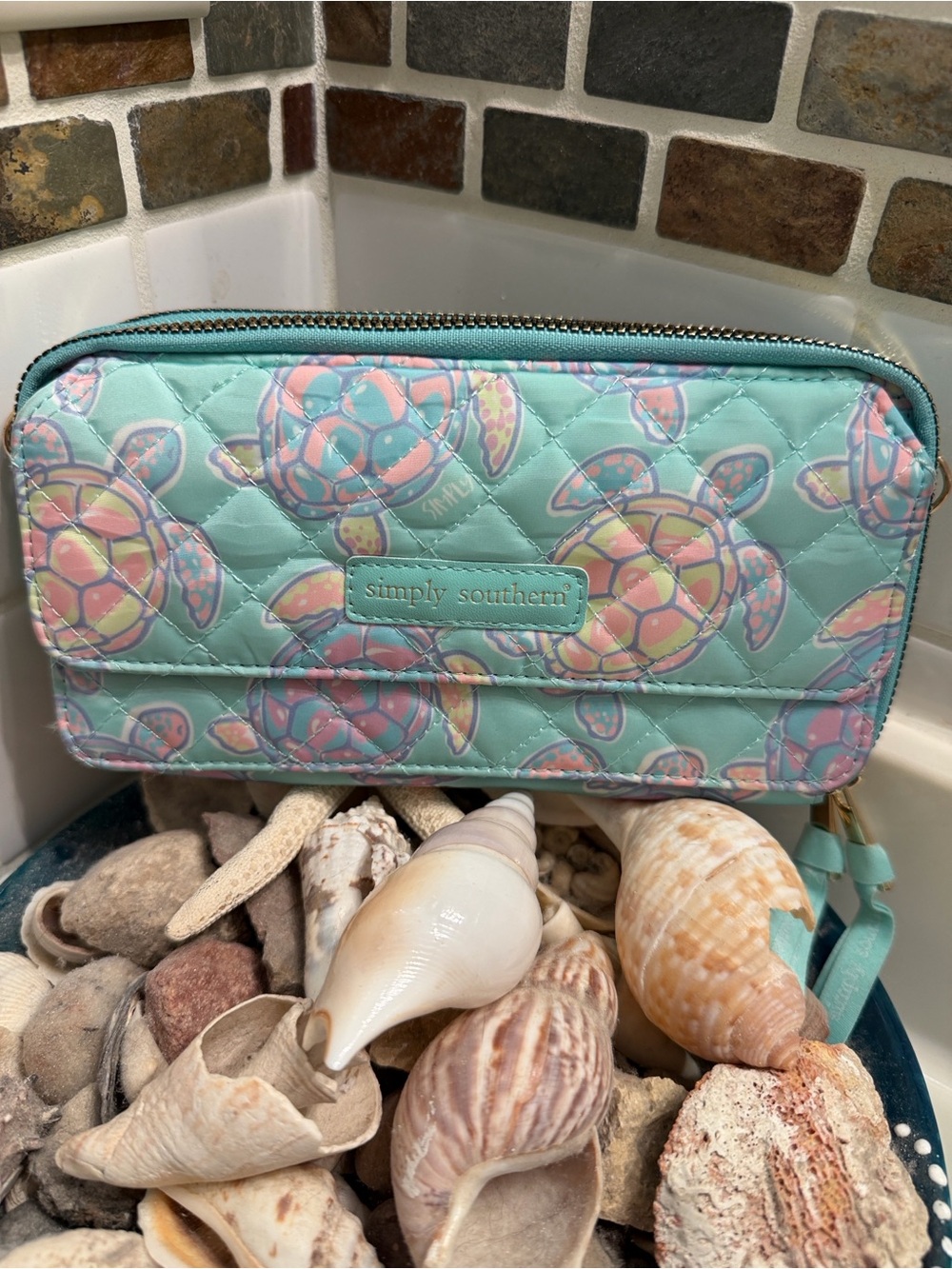 Simply Southern Quilted Turtle Print Wristlet Wallet - Mint